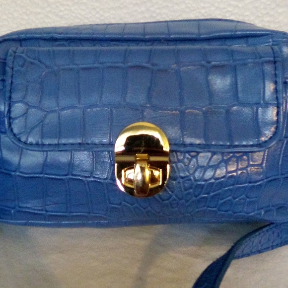 Crossbody bag